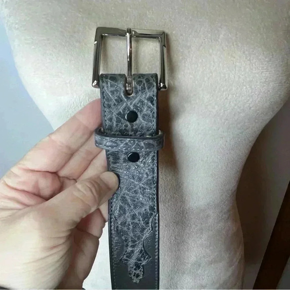 Justin Genuine Bullhide Belt Made In USA Gray Size 32 T4 Womens Western Cowboy - Picture 5 of 7